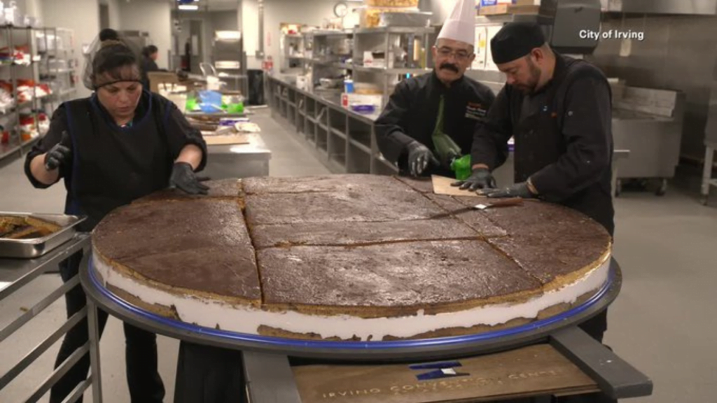 World's Largest Moon Pie